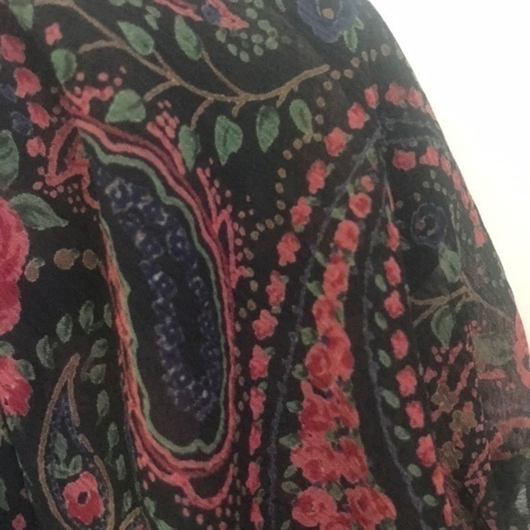 XXI paisley crop top - Picture 3 of 5